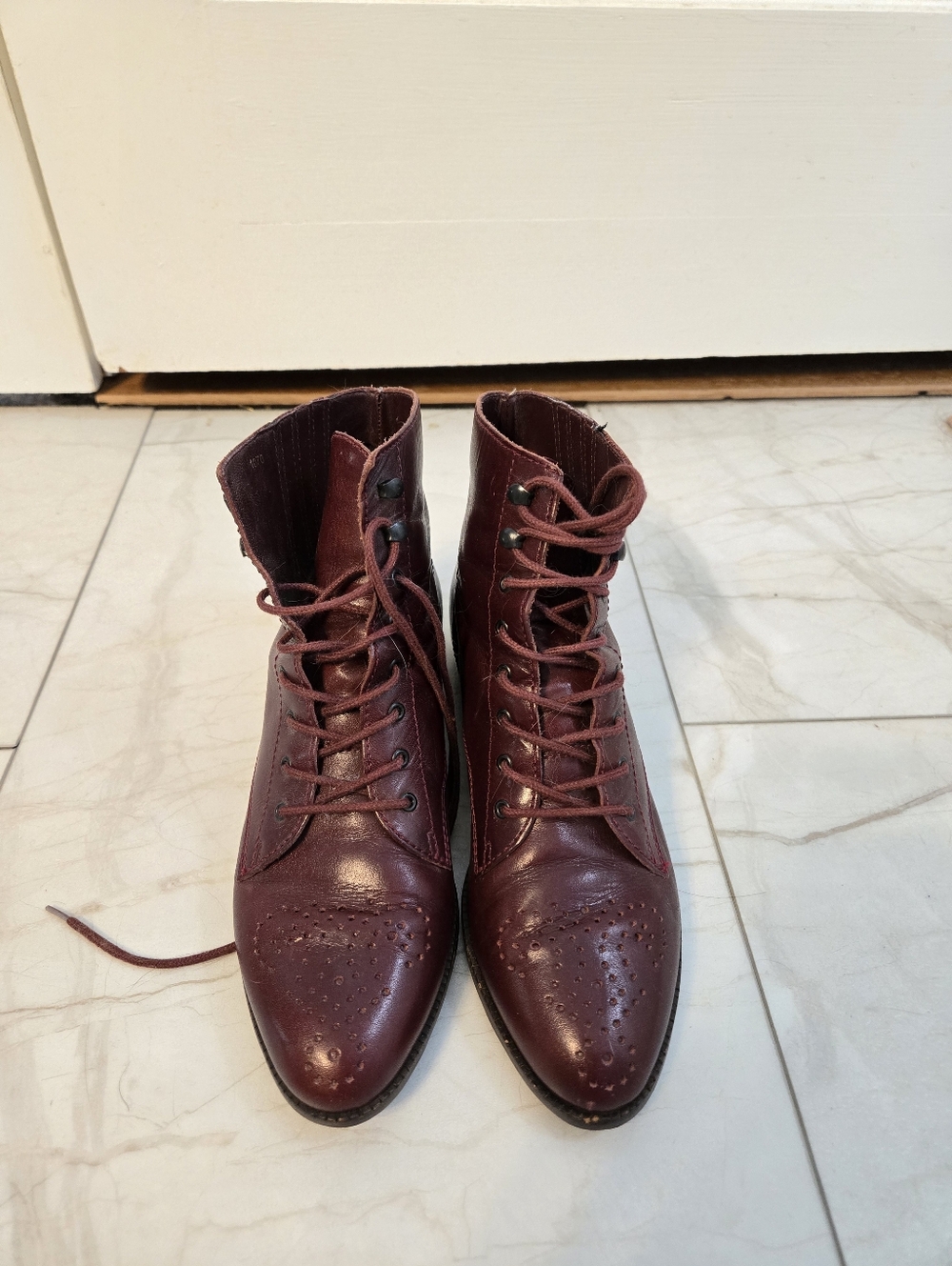 Vintage Etienne Aigner Burgundy Leather Boot